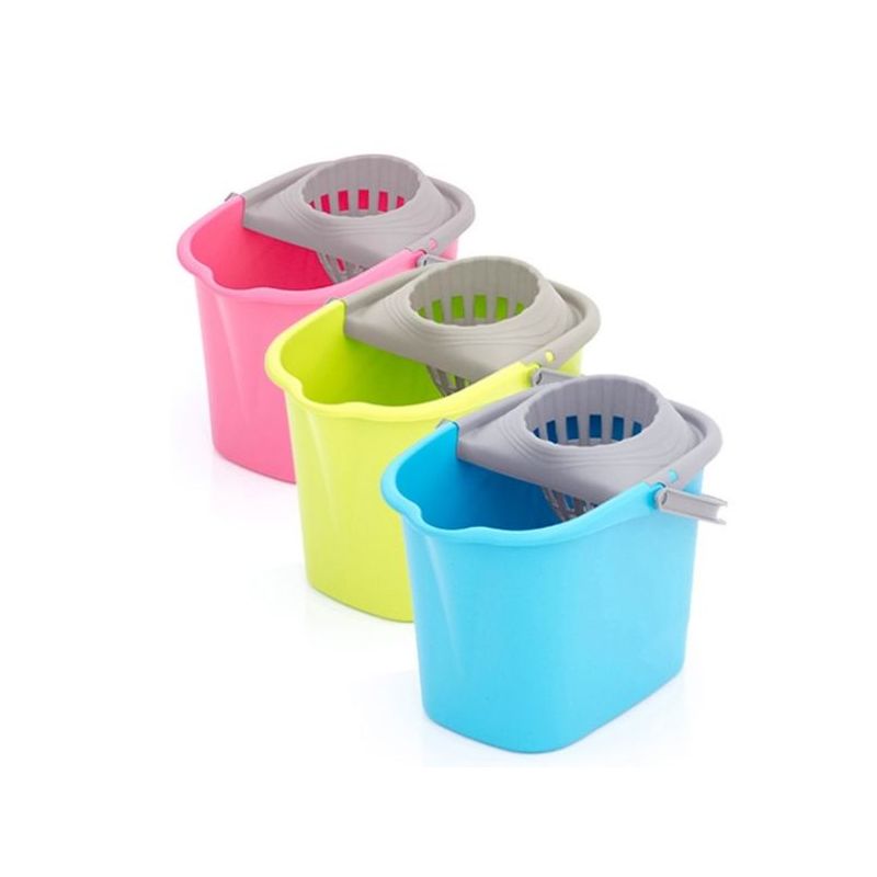CUBO AGUA 15 LT CON ESCURRIDOR TES PL SURT RECT ASA PL. 6215